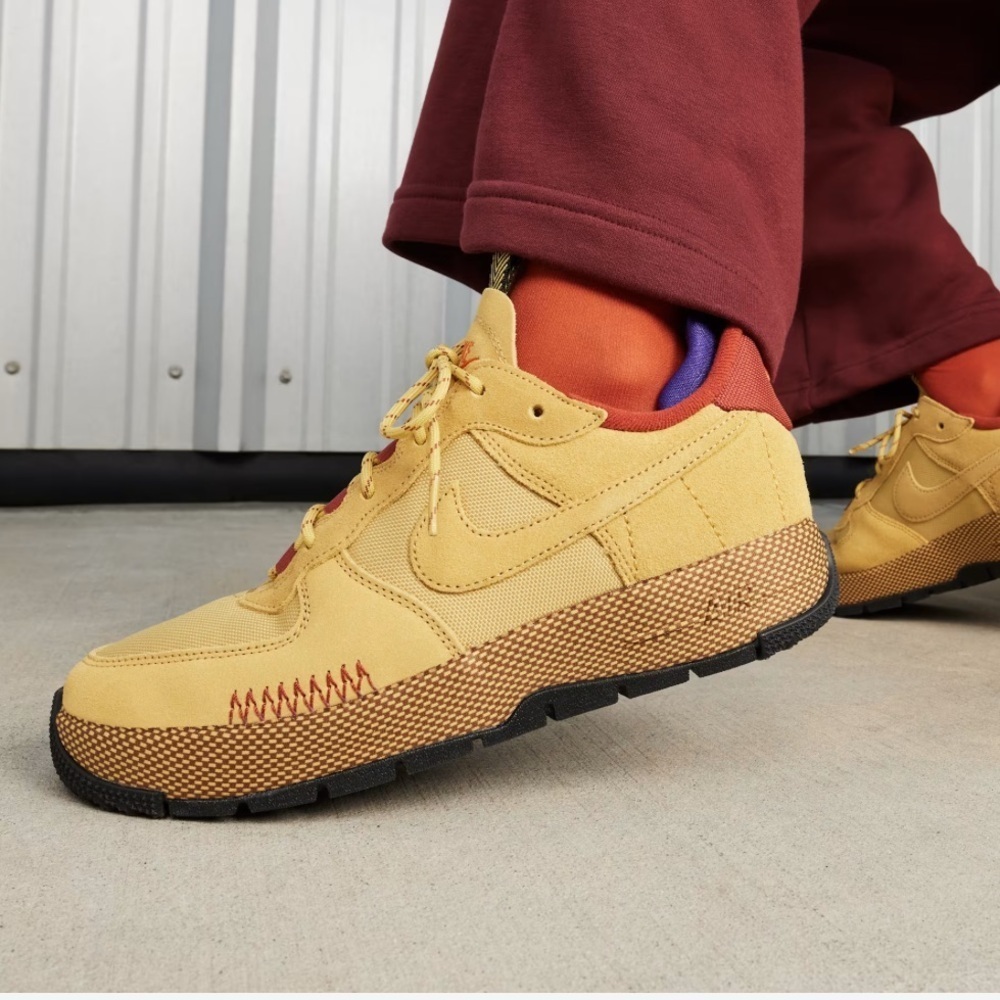 NWOT Nike Women's Air Force 1 Wild Shoes in Wheat Gold Size 7.5